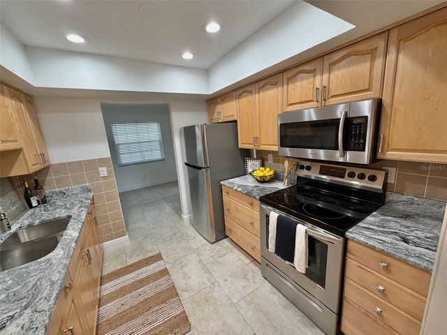 6945 ORKNEY AVENUE N, St Petersburg, FL 33709