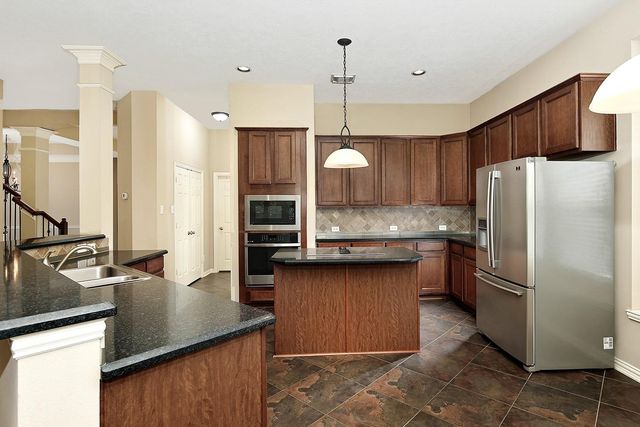 35 Granite Path, Spring, TX 77389