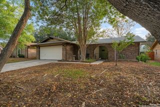 6835 Hogans Trail, San Antonio, TX 78240