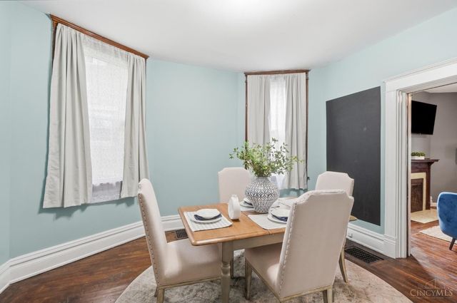 3626 Bevis Avenue, Cincinnati, OH 45207