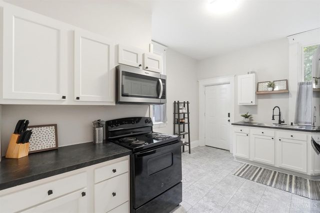 3626 Bevis Avenue, Cincinnati, OH 45207