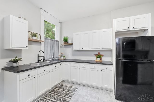 3626 Bevis Avenue, Cincinnati, OH 45207