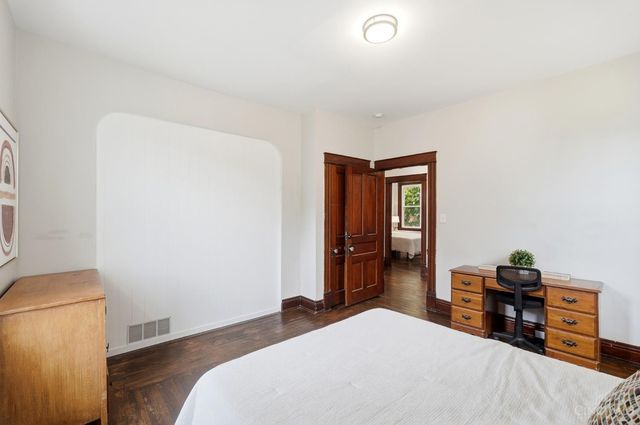 3626 Bevis Avenue, Cincinnati, OH 45207