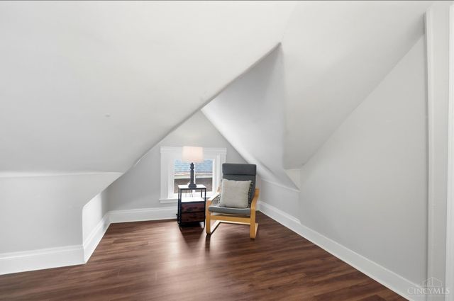 3626 Bevis Avenue, Cincinnati, OH 45207