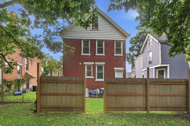 3626 Bevis Avenue, Cincinnati, OH 45207