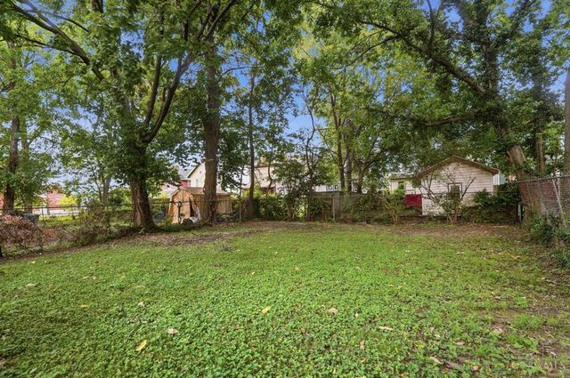 3626 Bevis Avenue, Cincinnati, OH 45207