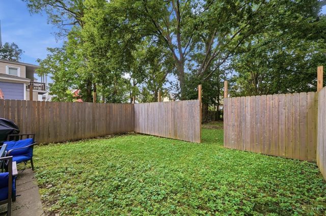3626 Bevis Avenue, Cincinnati, OH 45207