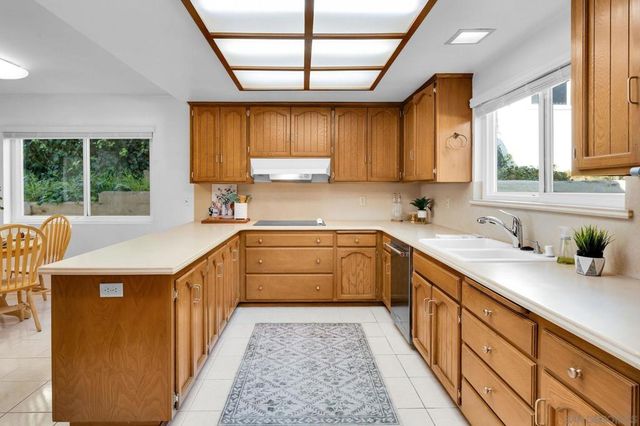 775 Cornish Dr., San Diego, CA 92107