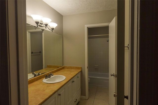 11654 S Kirkwood Road, Houston, TX 77477
