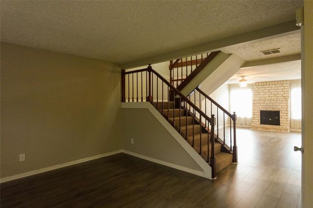 11654 S Kirkwood Road, Houston, TX 77477