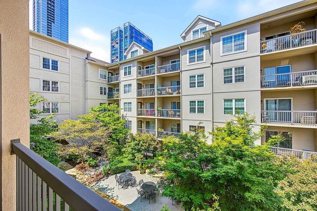 1075 Peachtree Walk NE A301, Atlanta, GA 30309