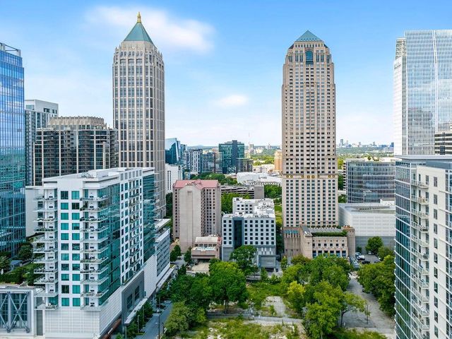 1075 Peachtree Walk NE A301, Atlanta, GA 30309
