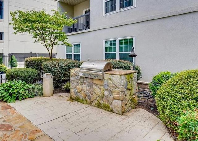 1075 Peachtree Walk NE A301, Atlanta, GA 30309