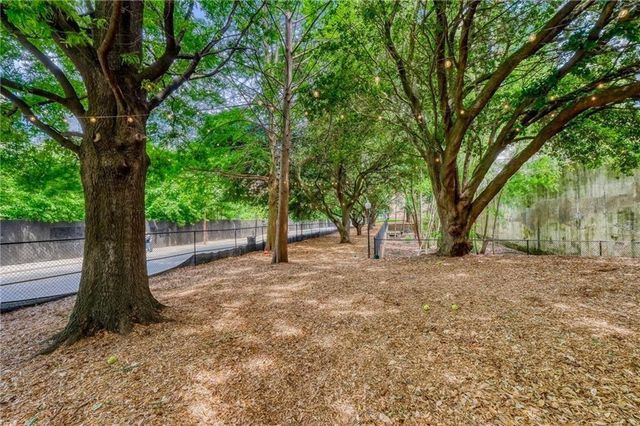 1075 Peachtree Walk NE A301, Atlanta, GA 30309