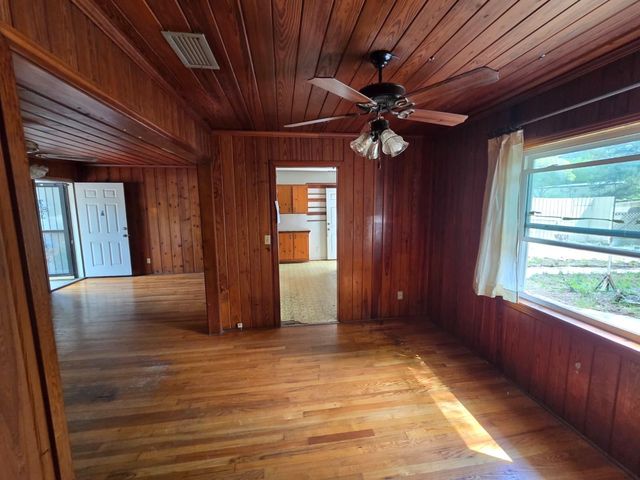 4611 Granada Boulevard, Tallahassee, FL 32305