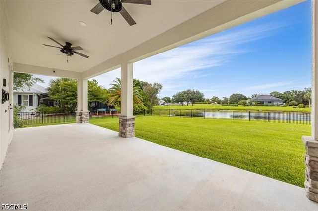 16630 Willow Point CT, Alva, FL 33920