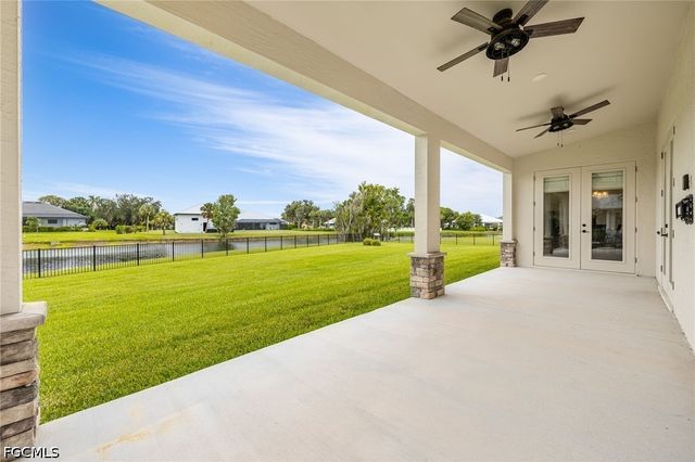 16630 Willow Point CT, Alva, FL 33920