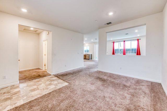 1469 Rinconada Drive, Madera, CA 93637