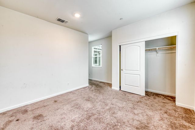 1469 Rinconada Drive, Madera, CA 93637