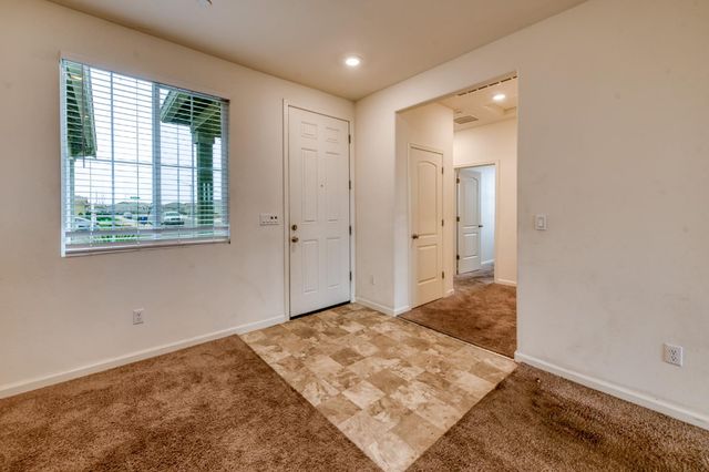 1469 Rinconada Drive, Madera, CA 93637