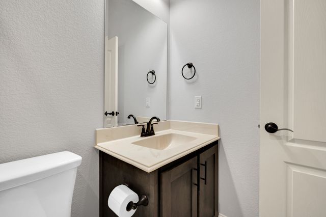 1913 Winter Lane, Midlothian, TX 76065