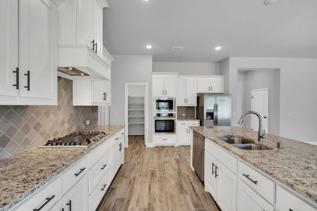 1913 Winter Lane, Midlothian, TX 76065