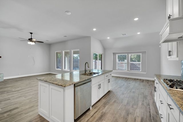 1913 Winter Lane, Midlothian, TX 76065