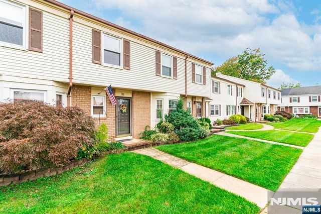 31 Astor Court, Sayreville, NJ 08872