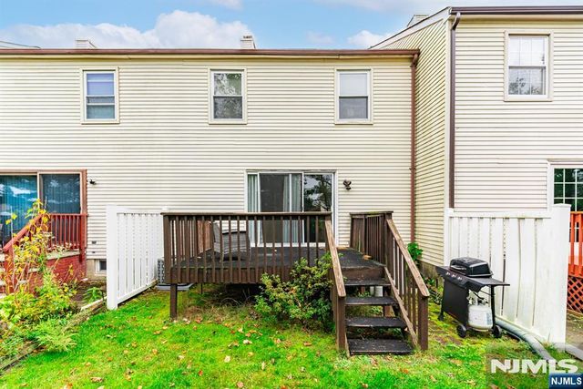 31 Astor Court, Sayreville, NJ 08872