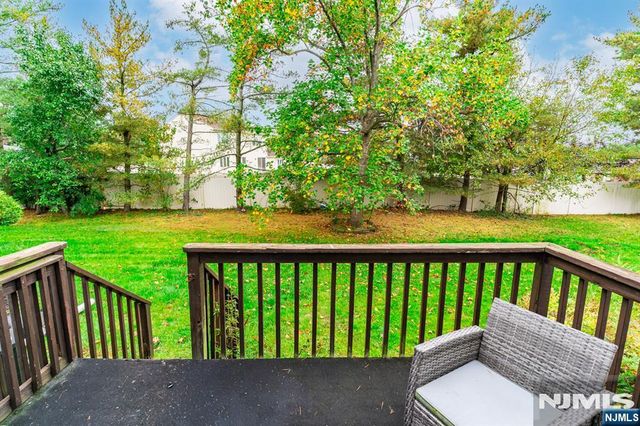31 Astor Court, Sayreville, NJ 08872