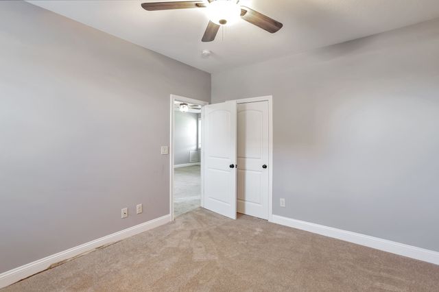 1335 Canyon Pl, Clarksville, TN 37042