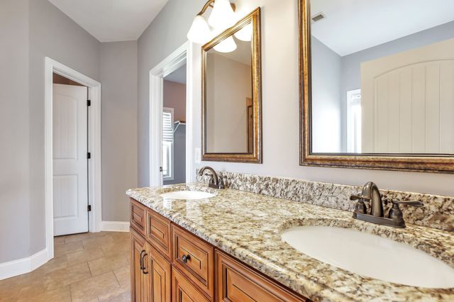 1335 Canyon Pl, Clarksville, TN 37042