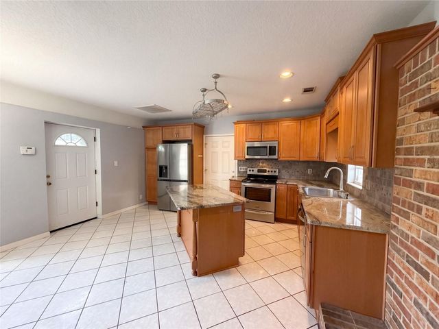 1881 OLD DAYTONA ROAD, Deland, FL 32724