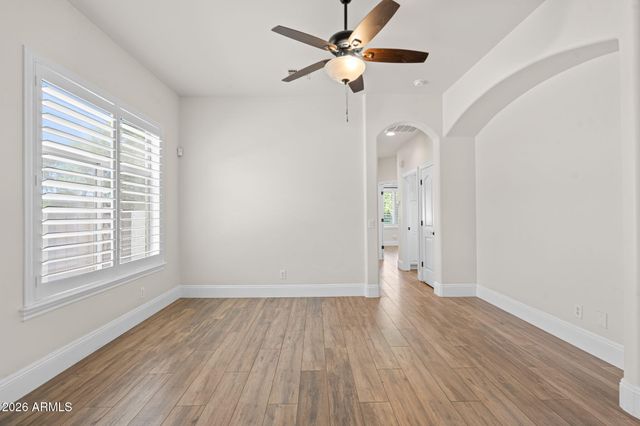 2082 E SANOQUE Boulevard, Gilbert, AZ 85298