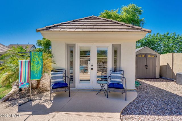 2082 E SANOQUE Boulevard, Gilbert, AZ 85298