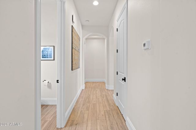 2082 E SANOQUE Boulevard, Gilbert, AZ 85298