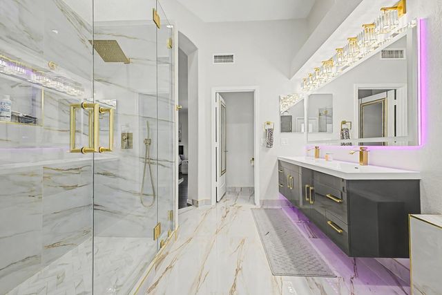 6406 W Escuda Road, Glendale, AZ 85308