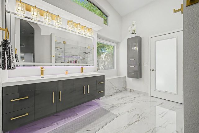 6406 W Escuda Road, Glendale, AZ 85308