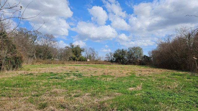 13921 Old Chocolate Bayou Road, Houston, TX 77048