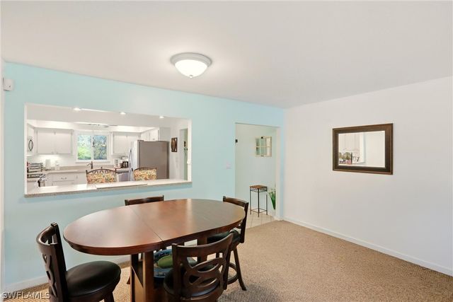 215 Cypress WAY E E3, Naples, FL 34110