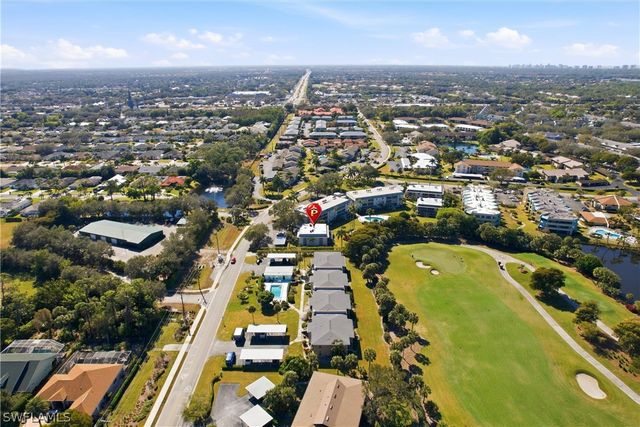 215 Cypress WAY E E3, Naples, FL 34110