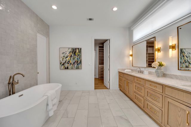 7141 Lyre Lane, Dallas, TX 75214