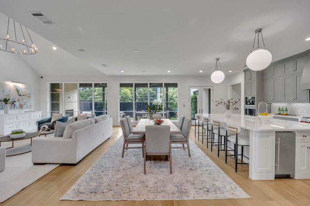 7141 Lyre Lane, Dallas, TX 75214