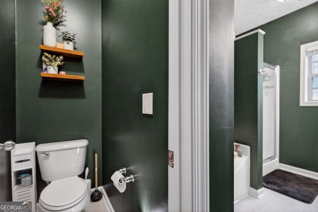 107 Amhurst Drive, West Point, GA 31833