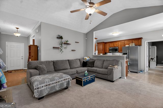 107 Amhurst Drive, West Point, GA 31833