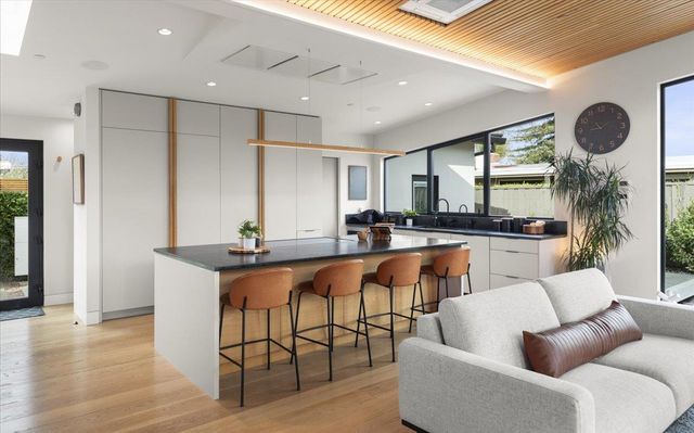 504 Century Drive, Campbell, CA 95008