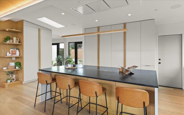 504 Century Drive, Campbell, CA 95008