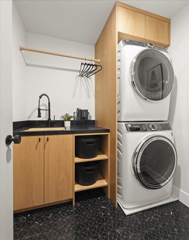 504 Century Drive, Campbell, CA 95008