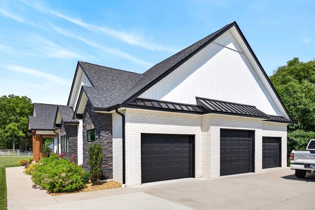 2235 Lock B Rd, N, Clarksville, TN 37043