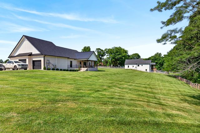 2235 Lock B Rd, N, Clarksville, TN 37043